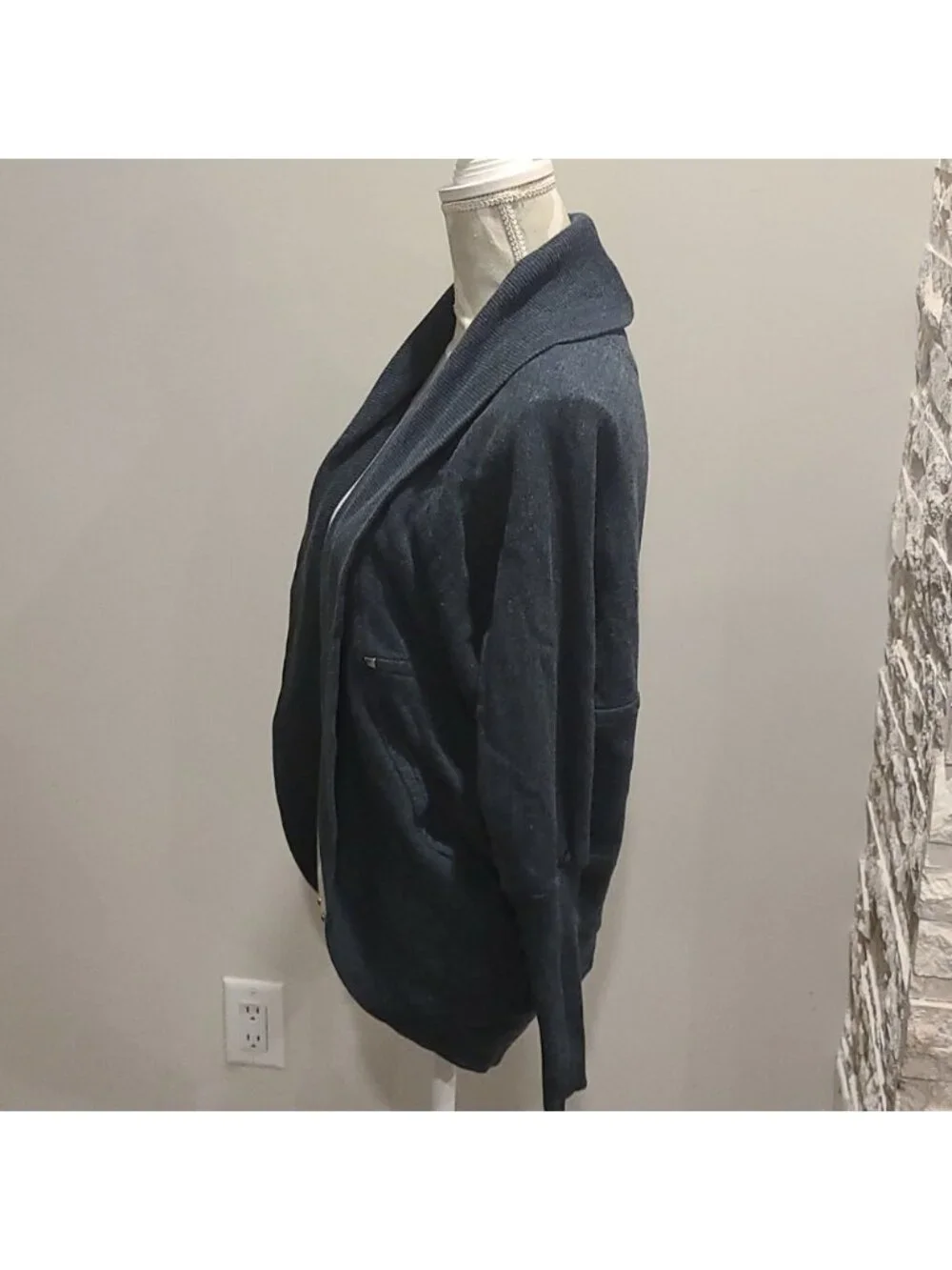 Aritzia this cocoon